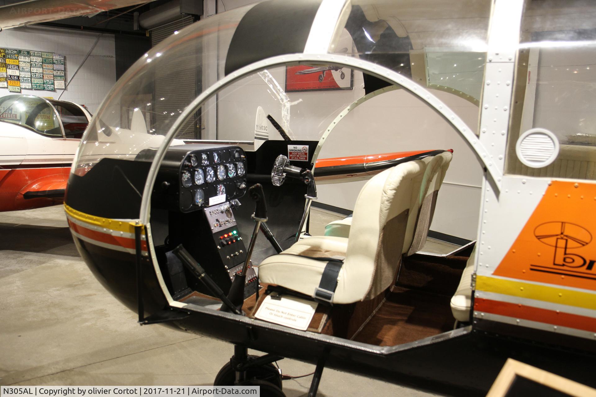 N305AL, 1966 Brantly 305 C/N 1031, the cockpit