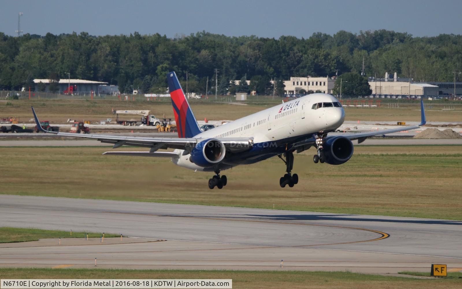 N6710E, 2000 Boeing 757-232 C/N 30482, DAL 757-200