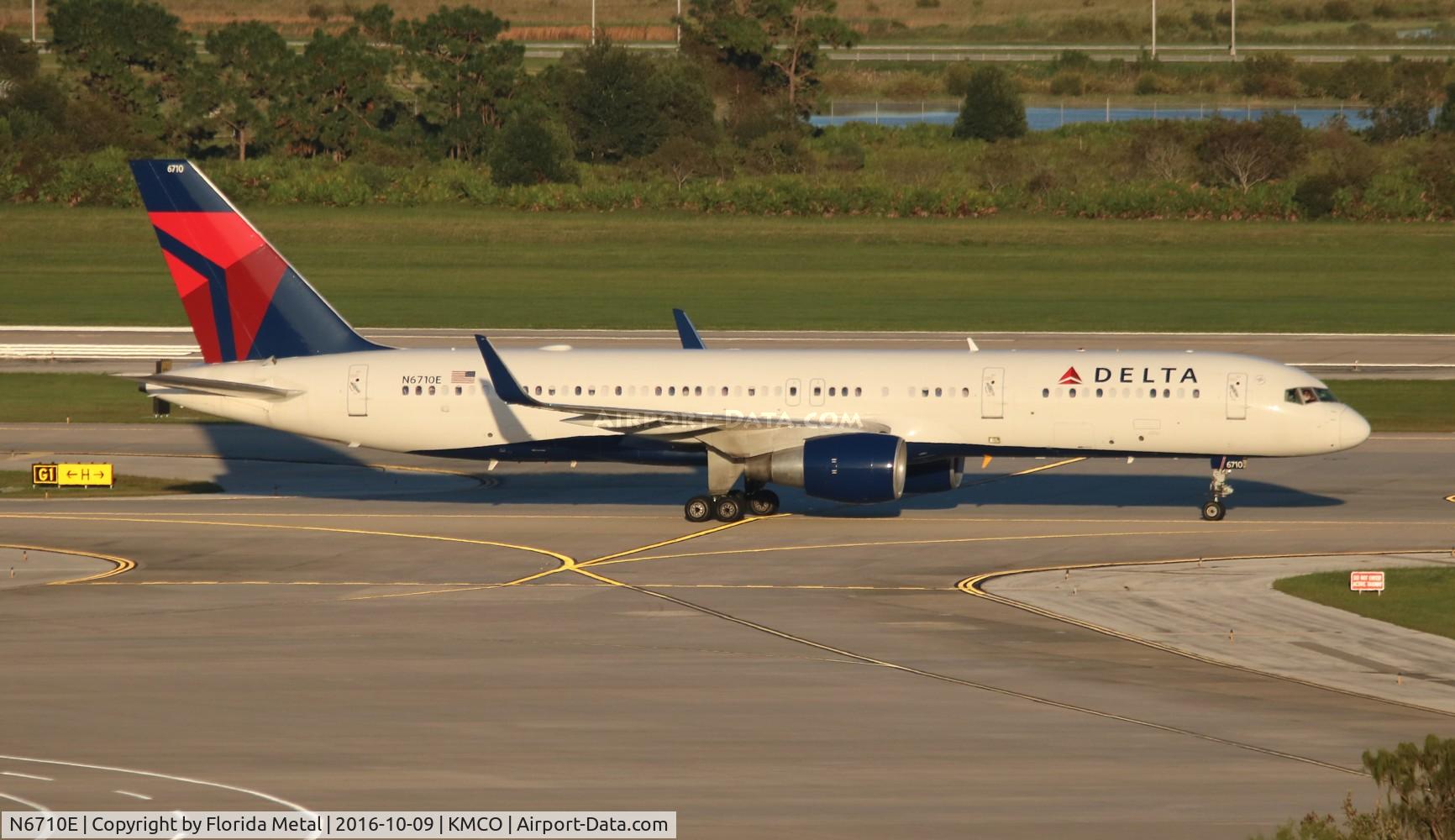 N6710E, 2000 Boeing 757-232 C/N 30482, DAL 757-200