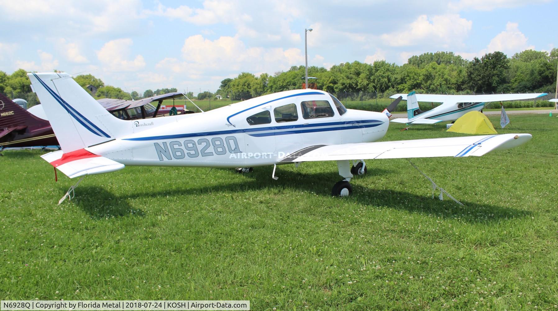 N6928Q, 1967 Beech A23A C/N M-1070, Beech A23A