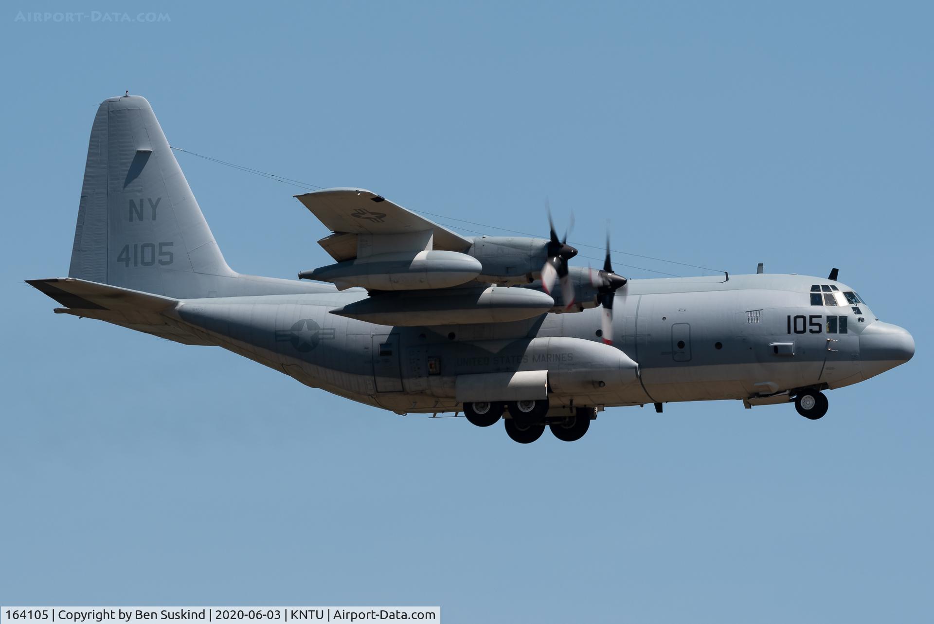 164105, 1987 Lockheed KC-130T Hercules C/N 382-5147, YANKY doing pattern at Oceana NAS.