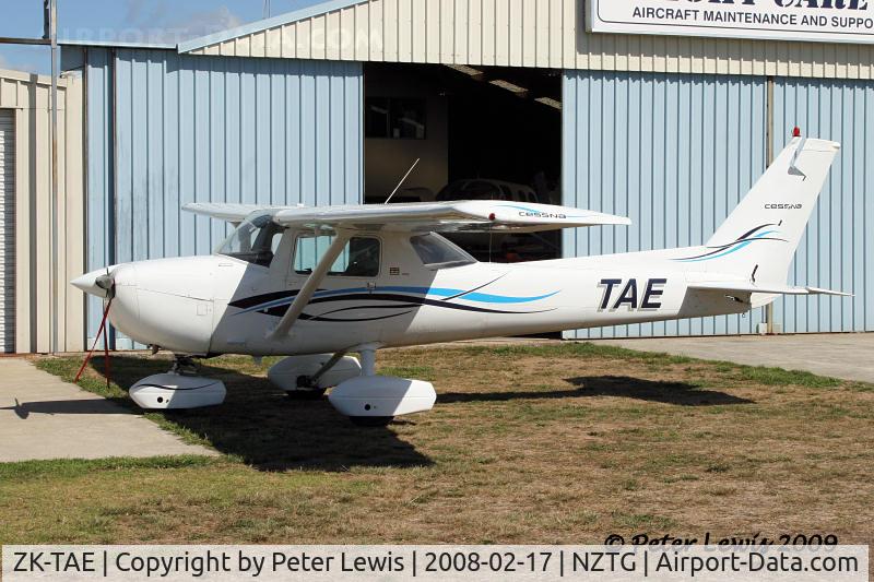 ZK-TAE, 1977 Cessna 152 C/N 15280188, Cessna TAE Ltd., Mt Maunganui