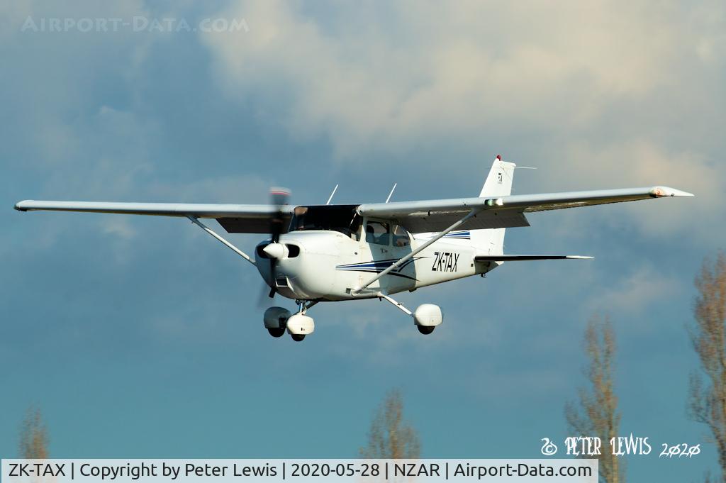 ZK-TAX, 2007 Cessna 172R C/N 17281384, Ardmore Flying School Ltd., Ardmore