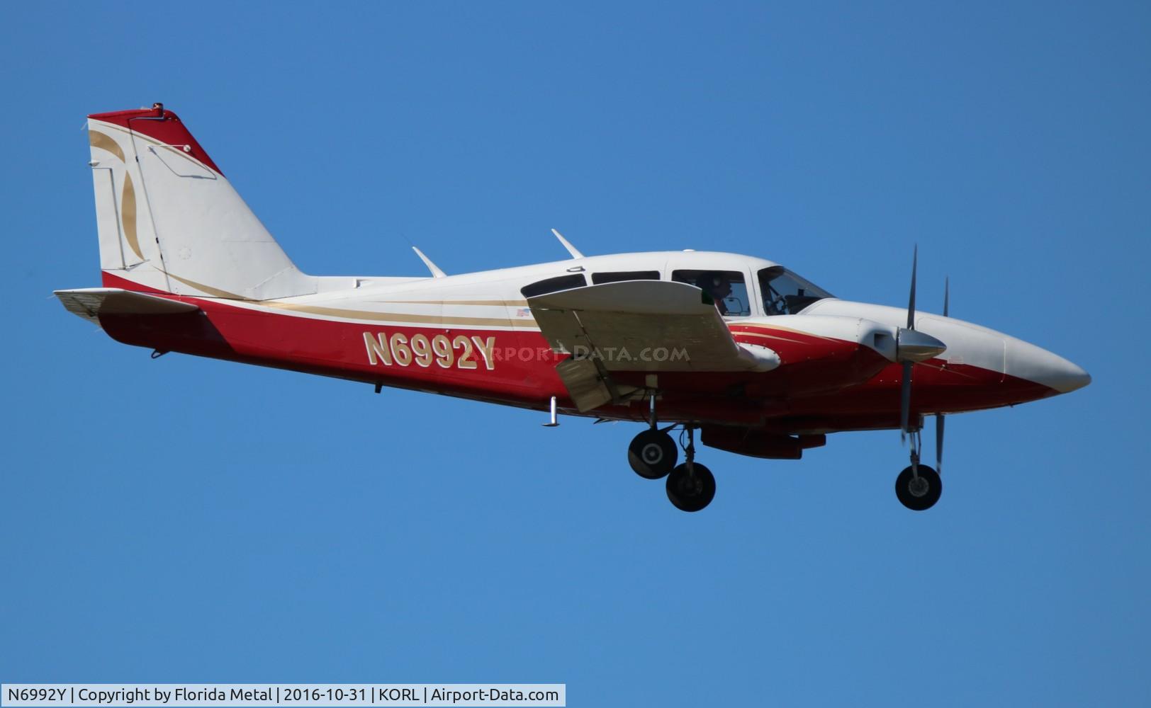 N6992Y, 1969 Piper PA-23-250 C/N 27-4363, PA-23-250