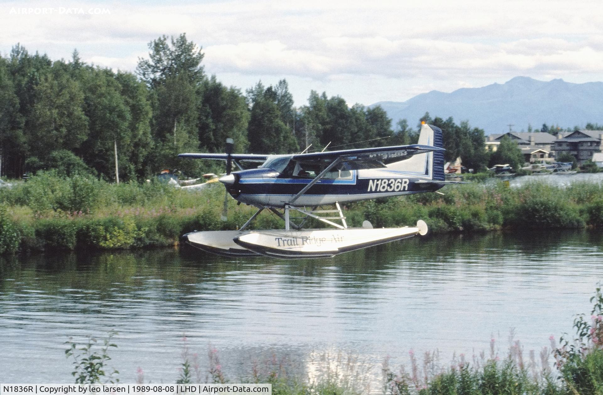 N1836R, 1974 Cessna A185F Skywagon 185 C/N 18502551, Lake Hood Air Harbour 8.8.1090