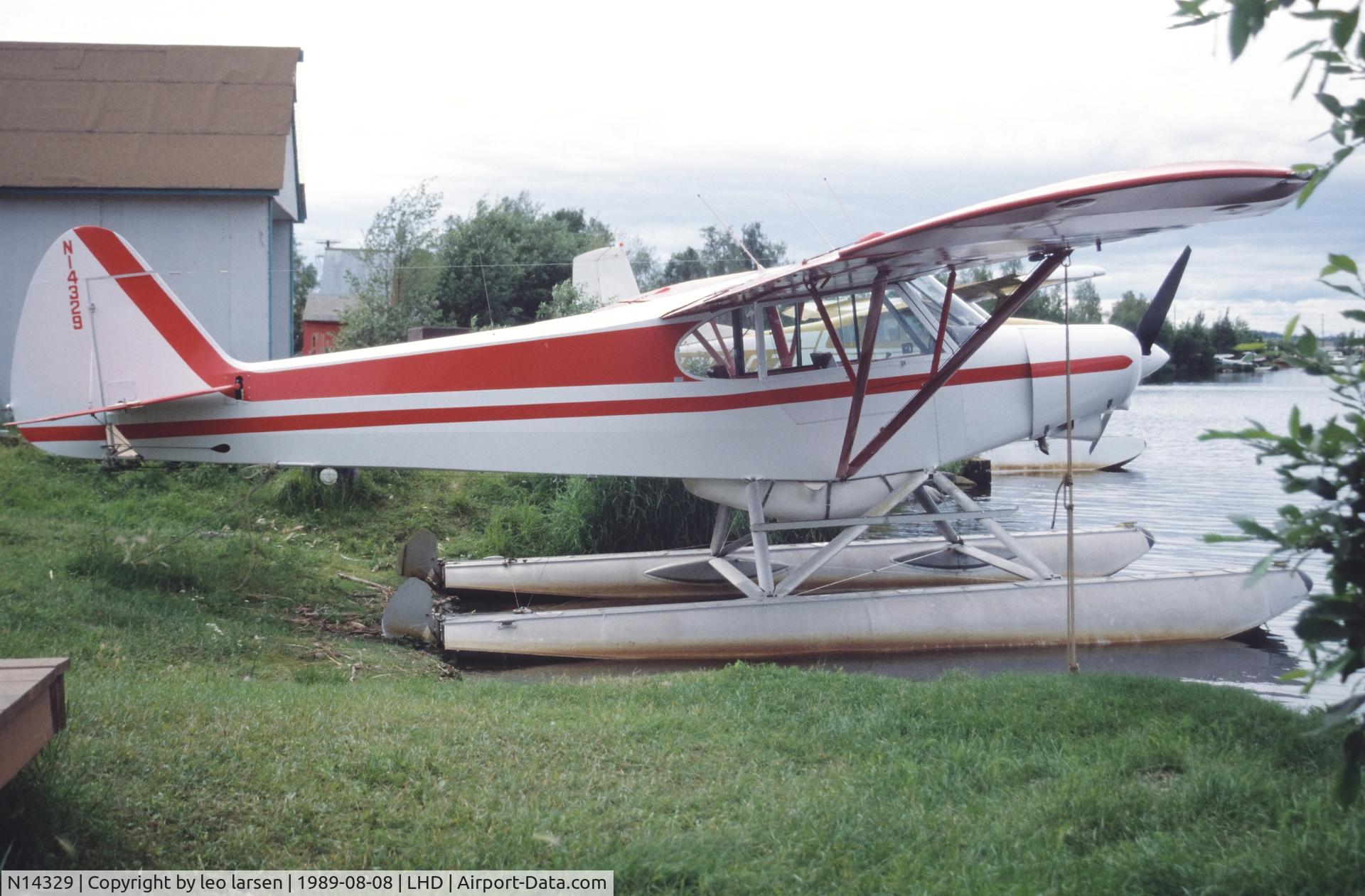 N14329, 1975 Piper PA-18-150 Super Cub C/N 18-7609014, Lake Spenard 8.8.1989