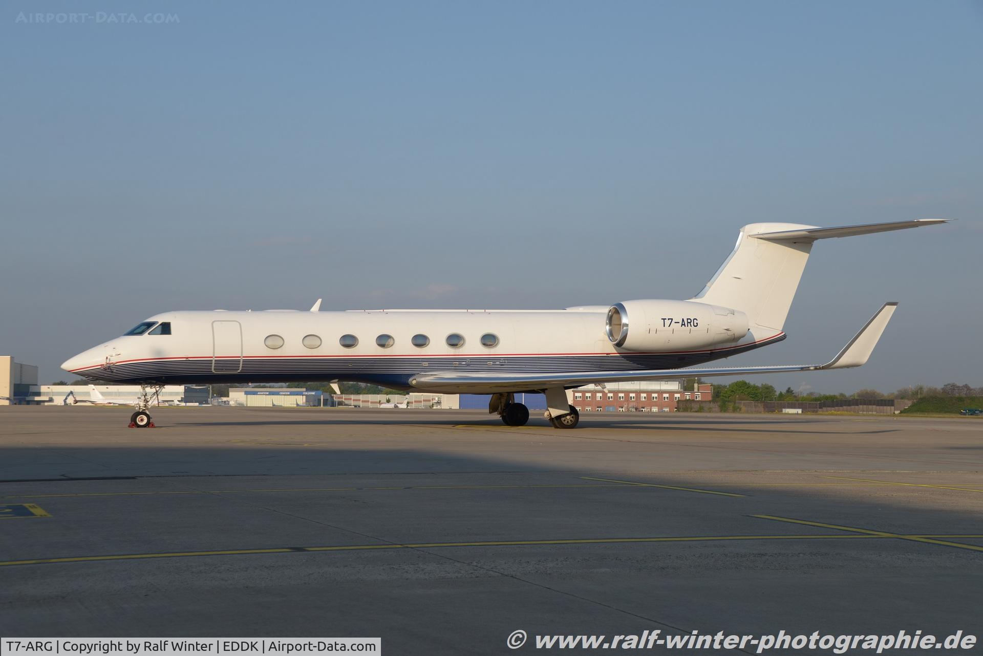 T7-ARG, 2007 Gulfstream Aerospace GV-SP (G550) C/N 5142, Gulfstream Aerospace GV-SP G550 - LXG Luxaviation Germany - 5142 - T7-ARG - 28.04.2017 - CGN