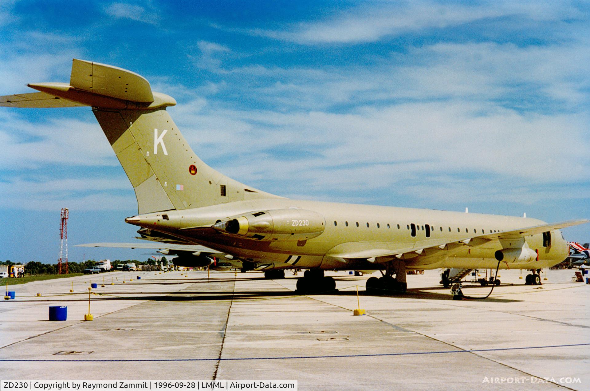 ZD230, 1964 BAC Super VC10 K.4 C/N 851, Vickers VC10 K.4 ZD230 Royal Air Force