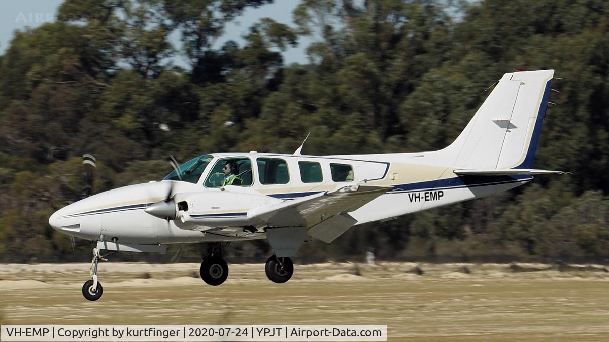 VH-EMP, 1986 Beech 58 Baron C/N TH-1491, Beech 58 cn TH-1491. VH-EMP YPJT 240720.