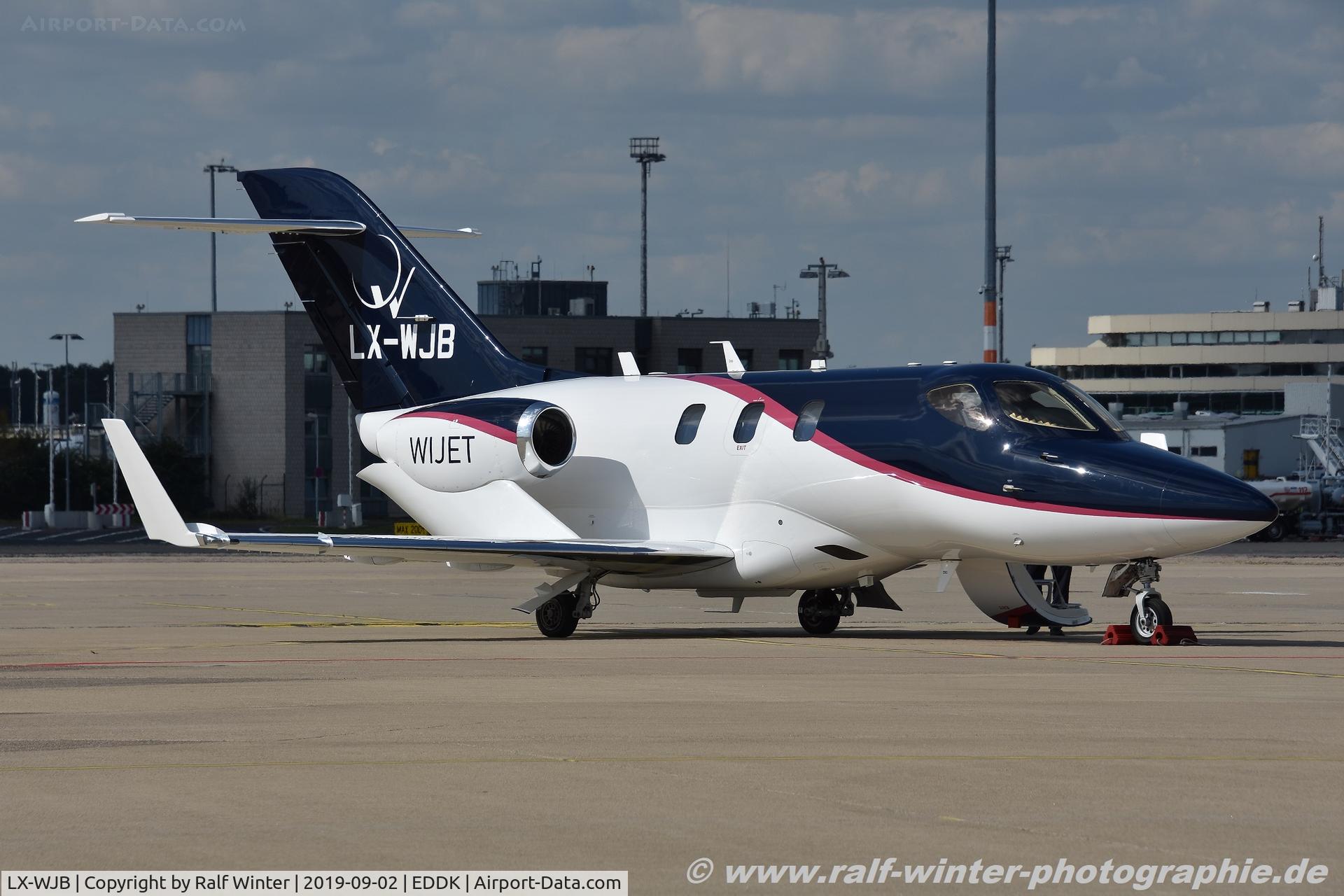 LX-WJB, 2016 Honda HA-420 HondaJet C/N 42000035, Honda Aircraft HA-420 HondaJet - FYL Flying Group Luxembourg opf WiJet - 42000035 - LX-WJB - 02.09.2019 - CGN