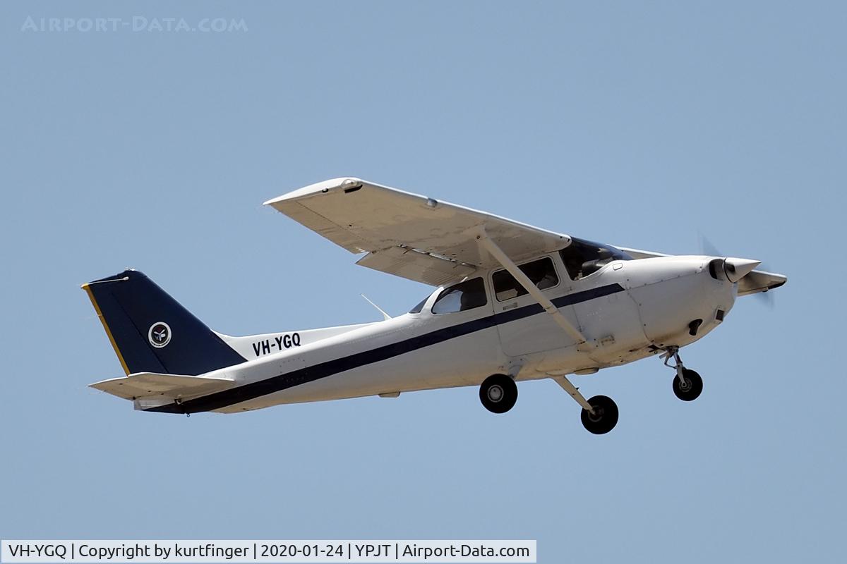 VH-YGQ, 2011 Cessna 172R C/N 17281580, Cessna 172R Skyhawk Singapore Flying College VH-YGQ YPJT 24012020