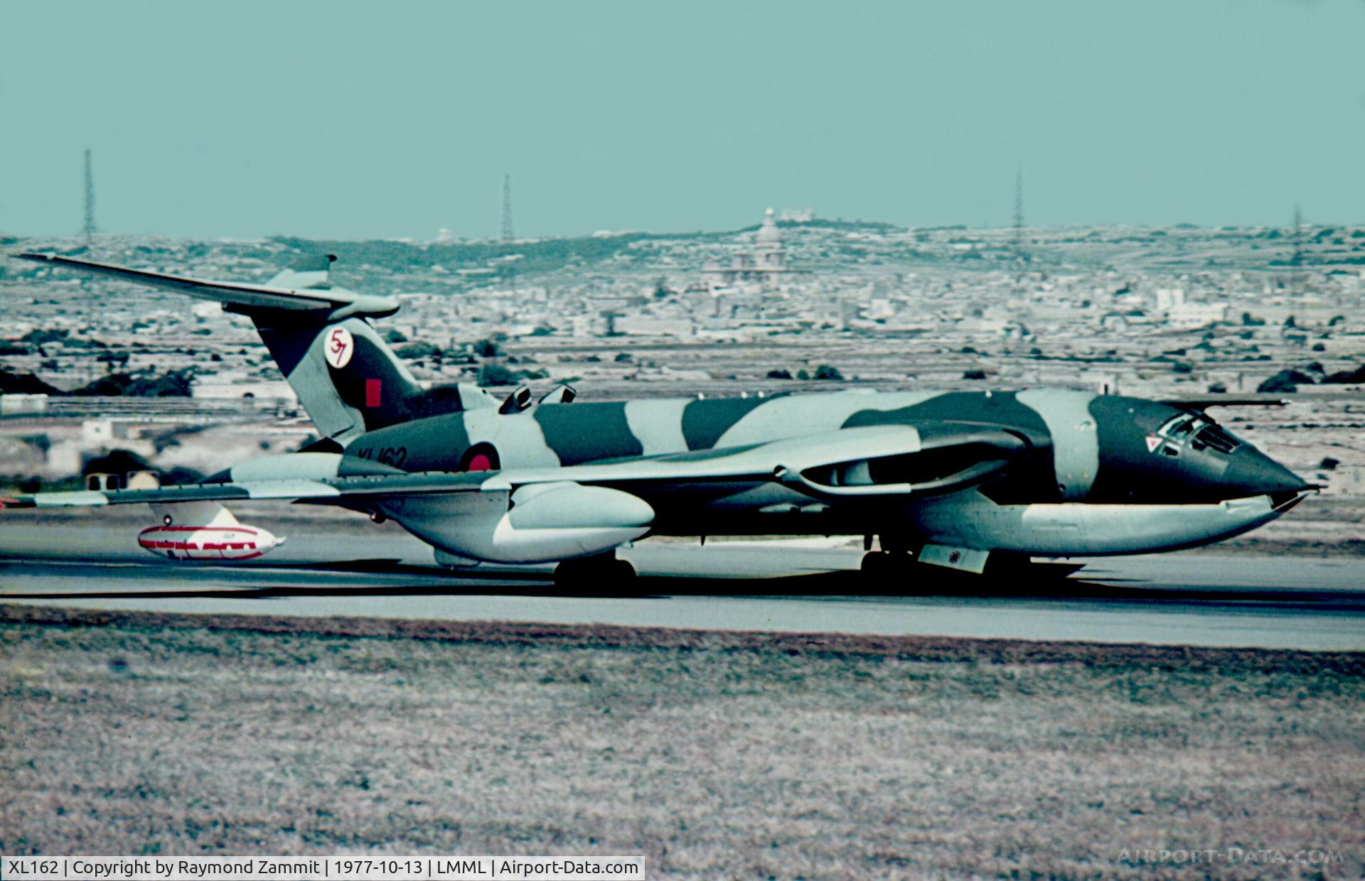 XL162, 1961 Handley Page Victor K.2 C/N HP80/65, Handley Page Victor K.2 XL162 of 57 Sqdn Royal Air Force