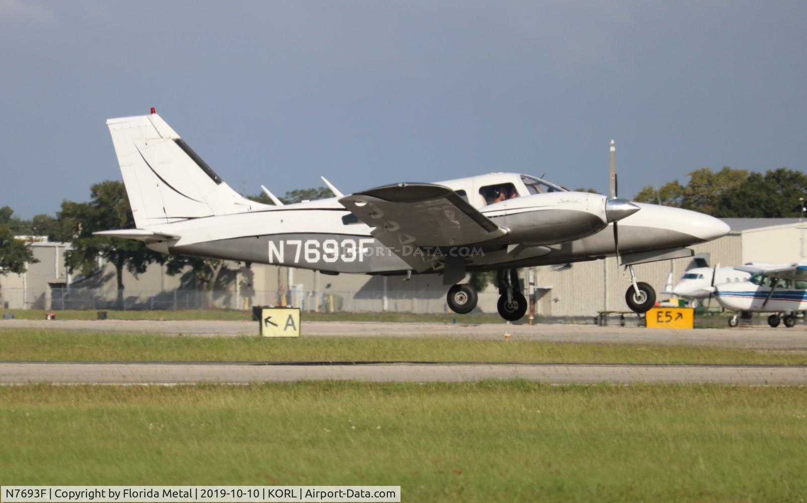N7693F, 1976 Piper PA-34-200T C/N 34-7770068, PA-34