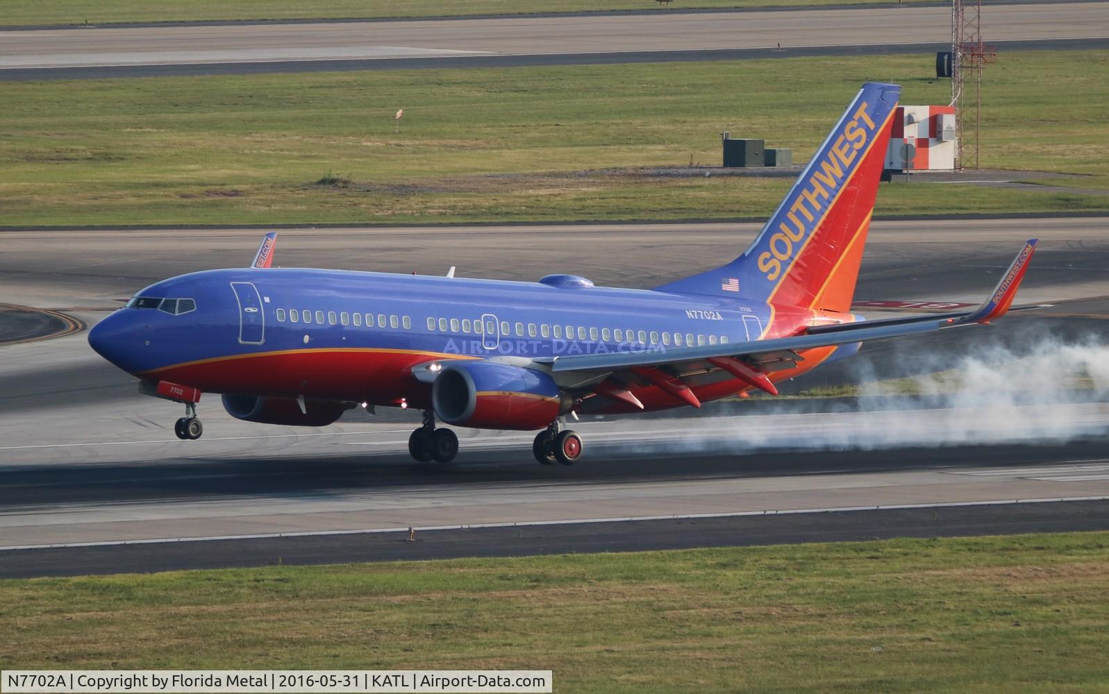 N7702A, 2004 Boeing 737-7BD C/N 33917, SWA 737-700