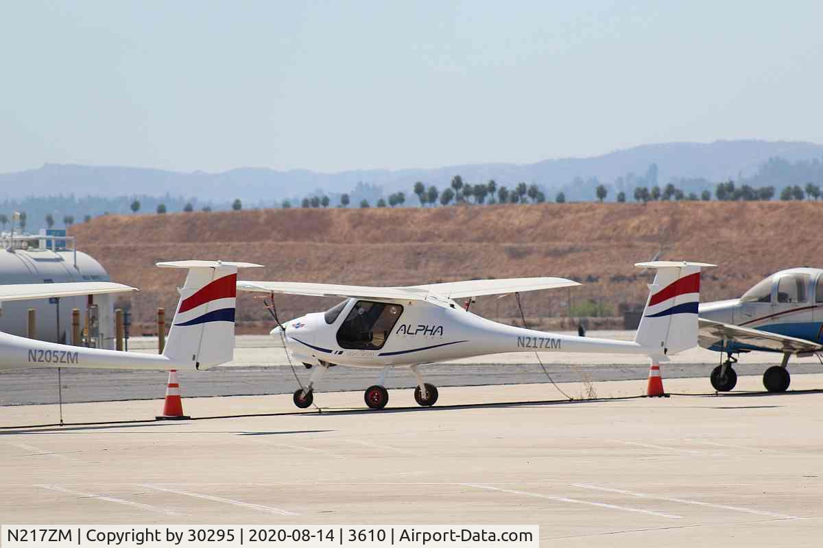 N217ZM, 2018 Pipistrel Alpha Trainer C/N 919 At 912 LSA, Parked
