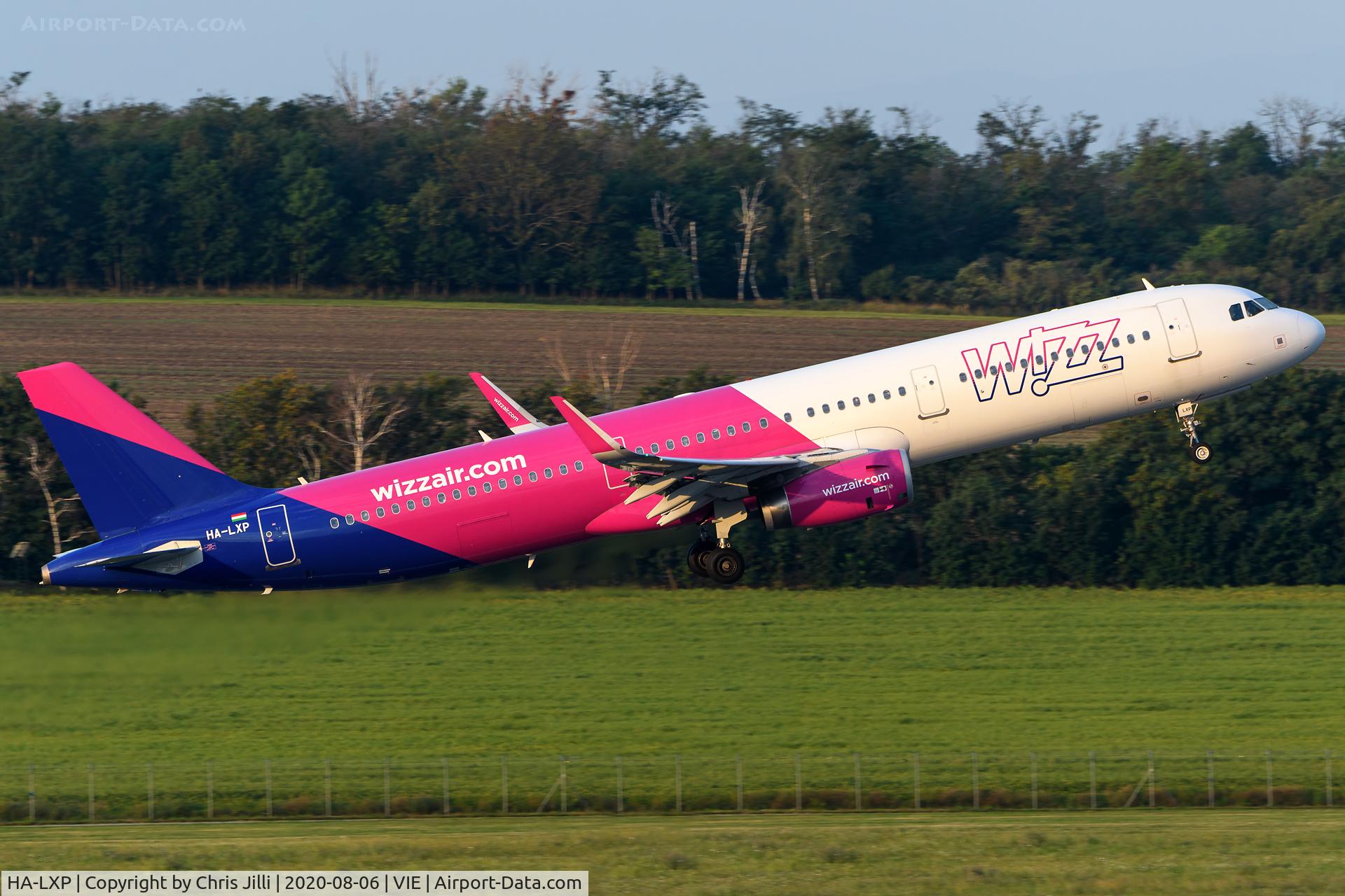 HA-LXP, 2017 Airbus A321-231 C/N 7578, Wizzair