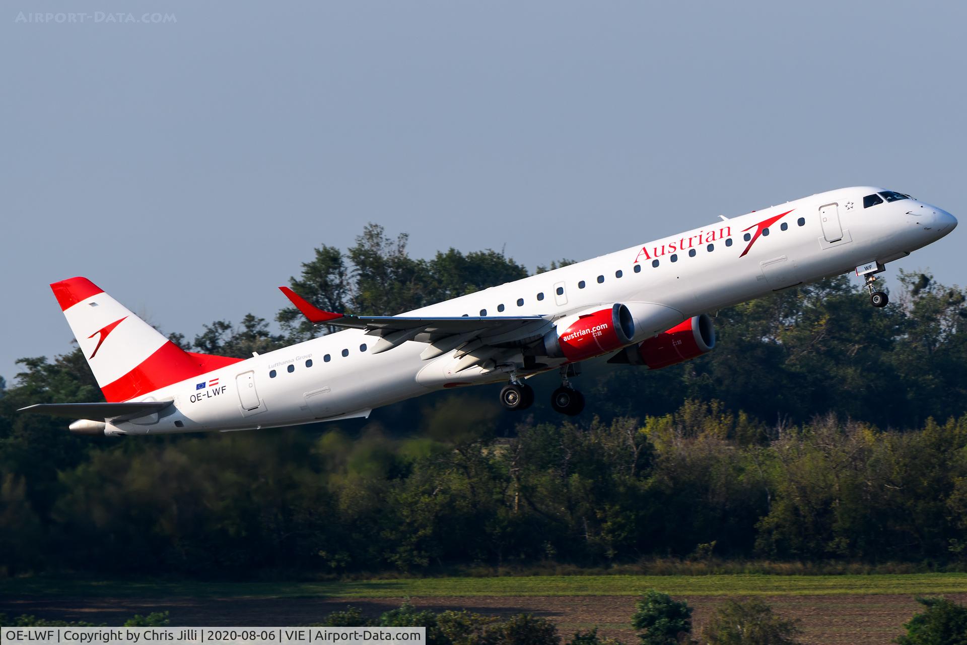 OE-LWF, 2011 Embraer 195LR (ERJ-190-200LR) C/N 19000447, Austrian Airlines