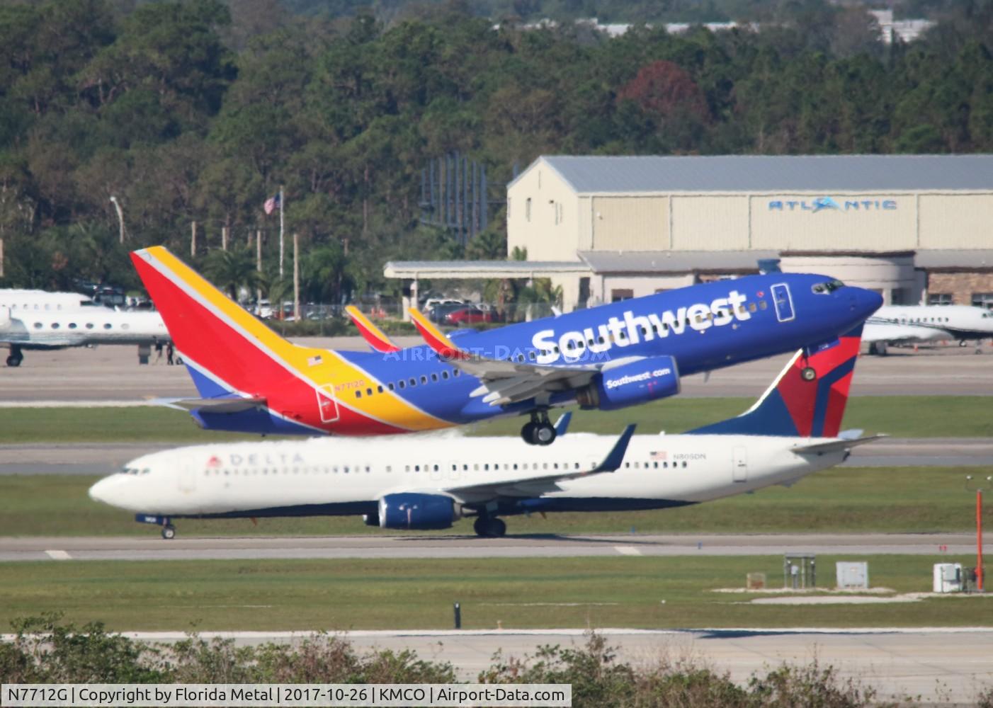 N7712G, 2005 Boeing 737-76N C/N 32660, WN 737-700