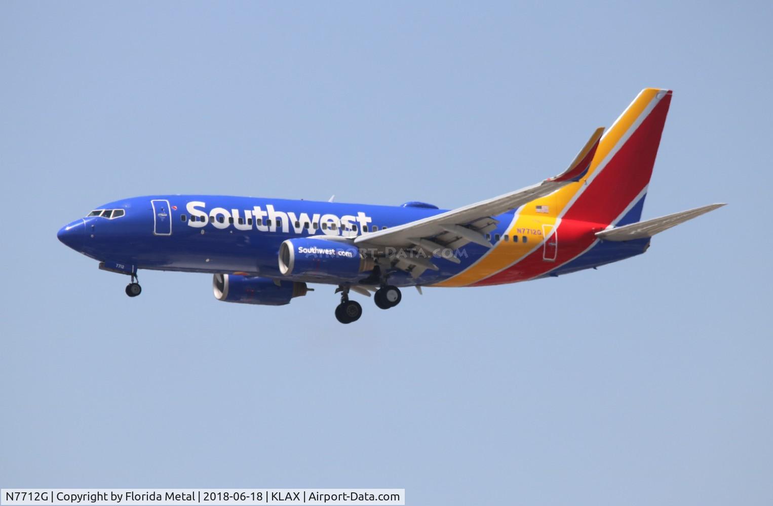 N7712G, 2005 Boeing 737-76N C/N 32660, WN 737-700