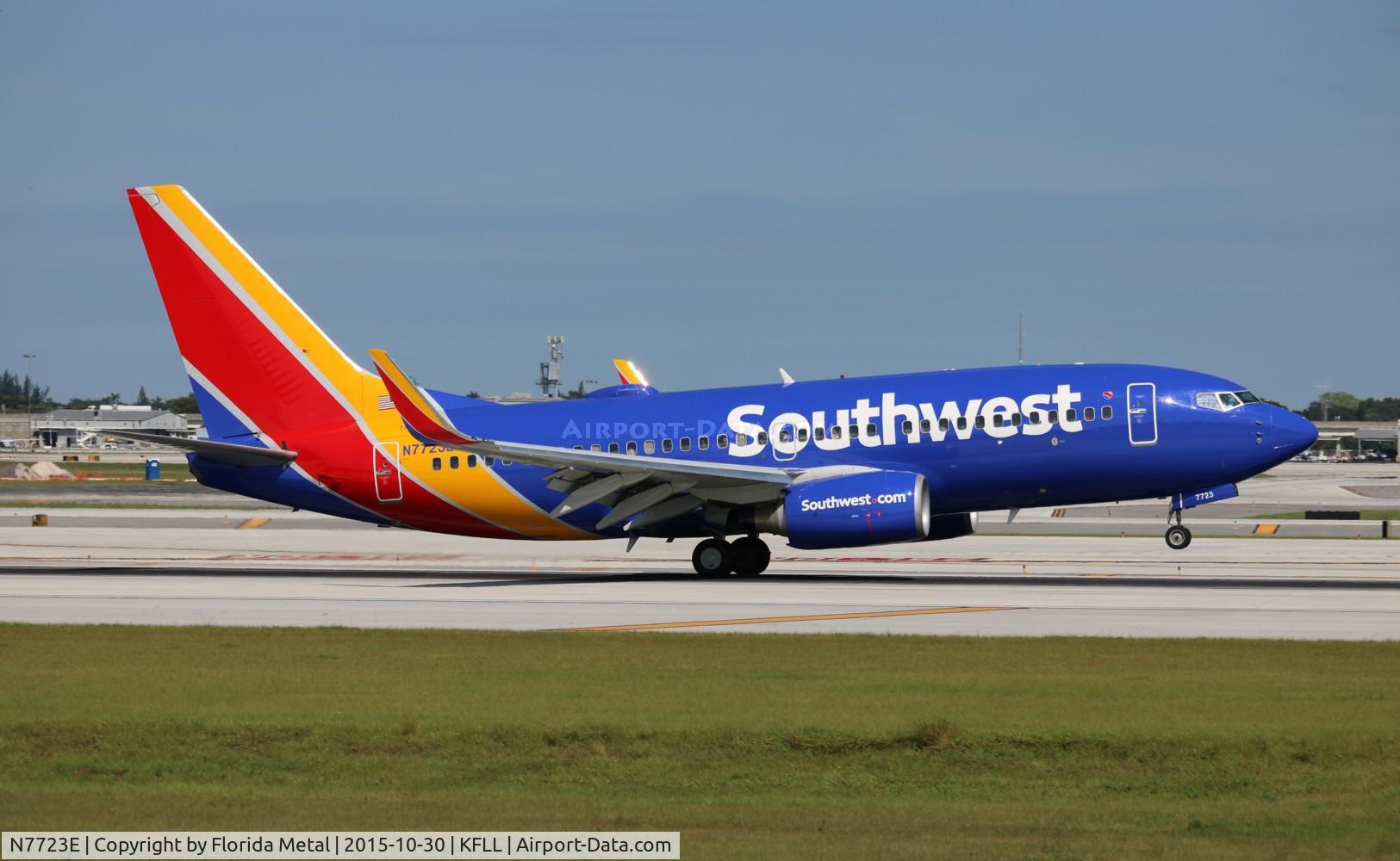 N7723E, 2006 Boeing 737-76N C/N 32670, WN 737-700