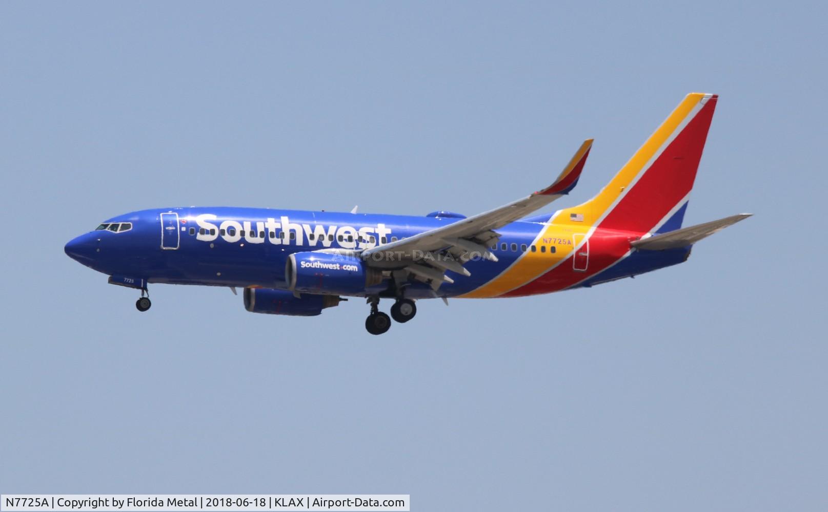 N7725A, 2006 Boeing 737-76N C/N 32671, WN 737-700