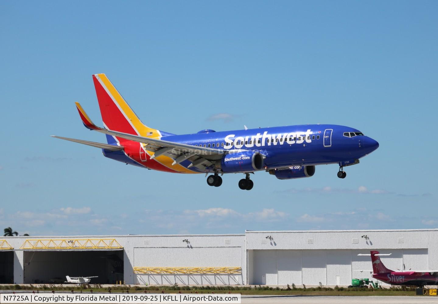 N7725A, 2006 Boeing 737-76N C/N 32671, WN 737-700