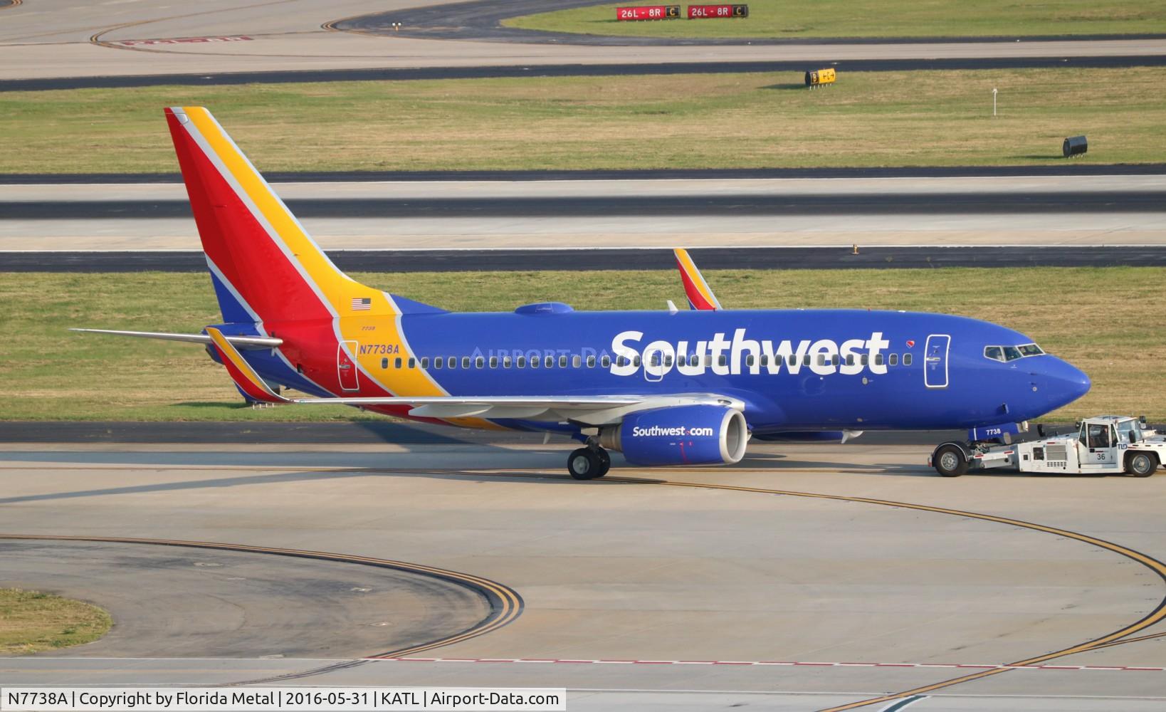 N7738A, 2006 Boeing 737-7BD C/N 33930, WN 737-700