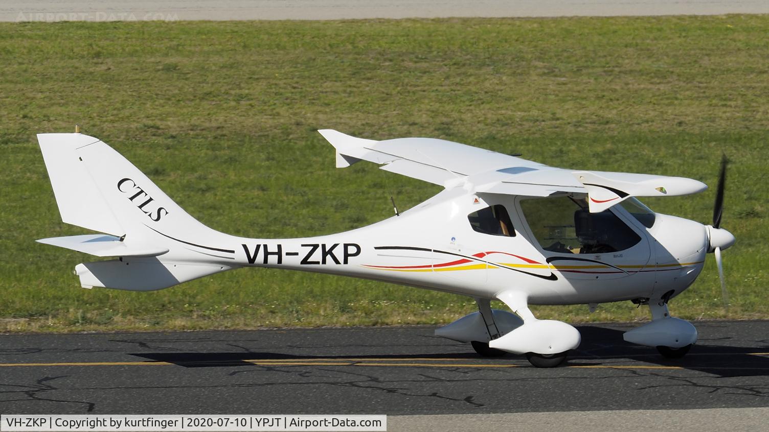 VH-ZKP, 2012 Flight Design CTLS C/N F-12-02-07, Flight Design GMBH cn F-12-02-07. VH-ZKP YPJT 100720
