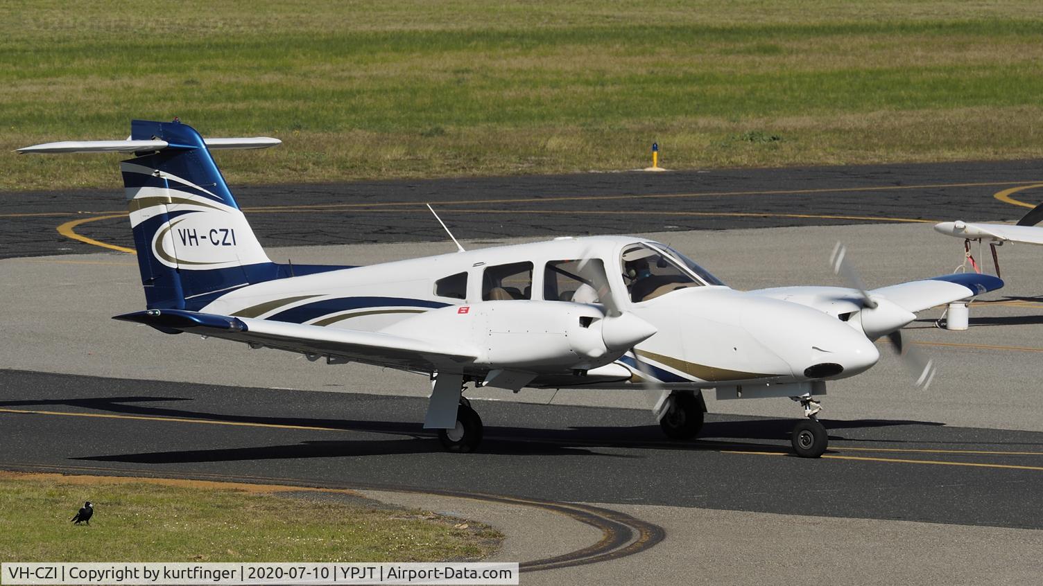 VH-CZI, 2005 Piper PA-44-180 Seminole C/N 4496217, Piper PA-44-180 cn 4496217. VH-CZI YPJT 100720