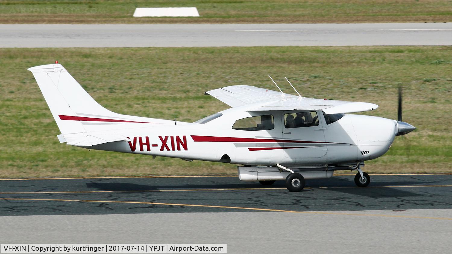 VH-XIN, 1974 Cessna 210L Centurion C/N 21060522, Cessna 210l Centurion VH-XIN YPJT 14/07/17
