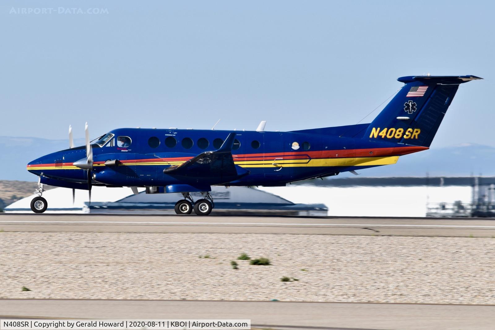 N408SR, 2011 Hawker Beechcraft Corp B300C King Air C/N FM-51, On RWY 10L.