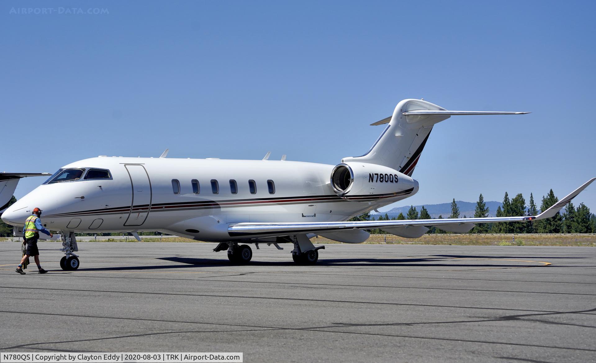 N780QS, 2015 Bombardier Challenger 350 (BD-100-1A10) C/N 20568, Truckee airport California 2020.
