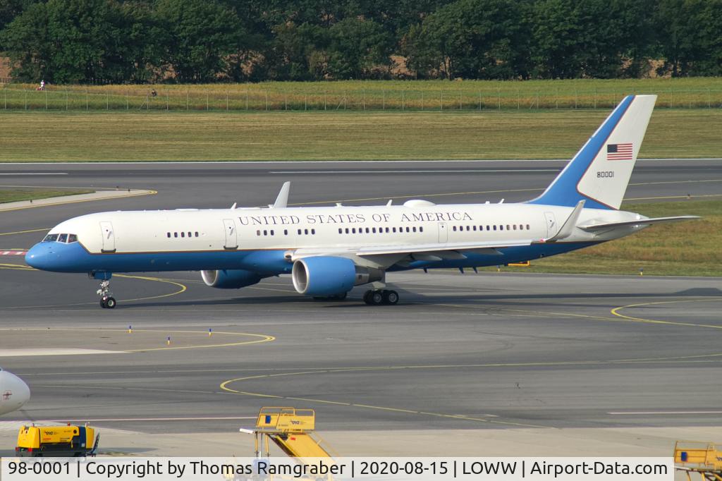 98-0001, 1998 Boeing VC-32A (757-200) C/N 29025, USA - Air Force VC-32A (Boeing 757-2G4(WL)