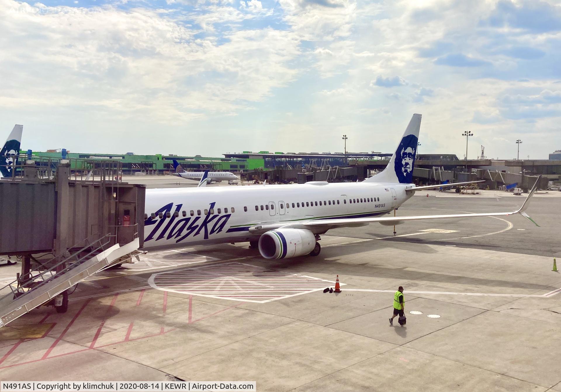N491AS, 2015 Boeing 737-990/ER C/N 44109, Just arrived from SFO