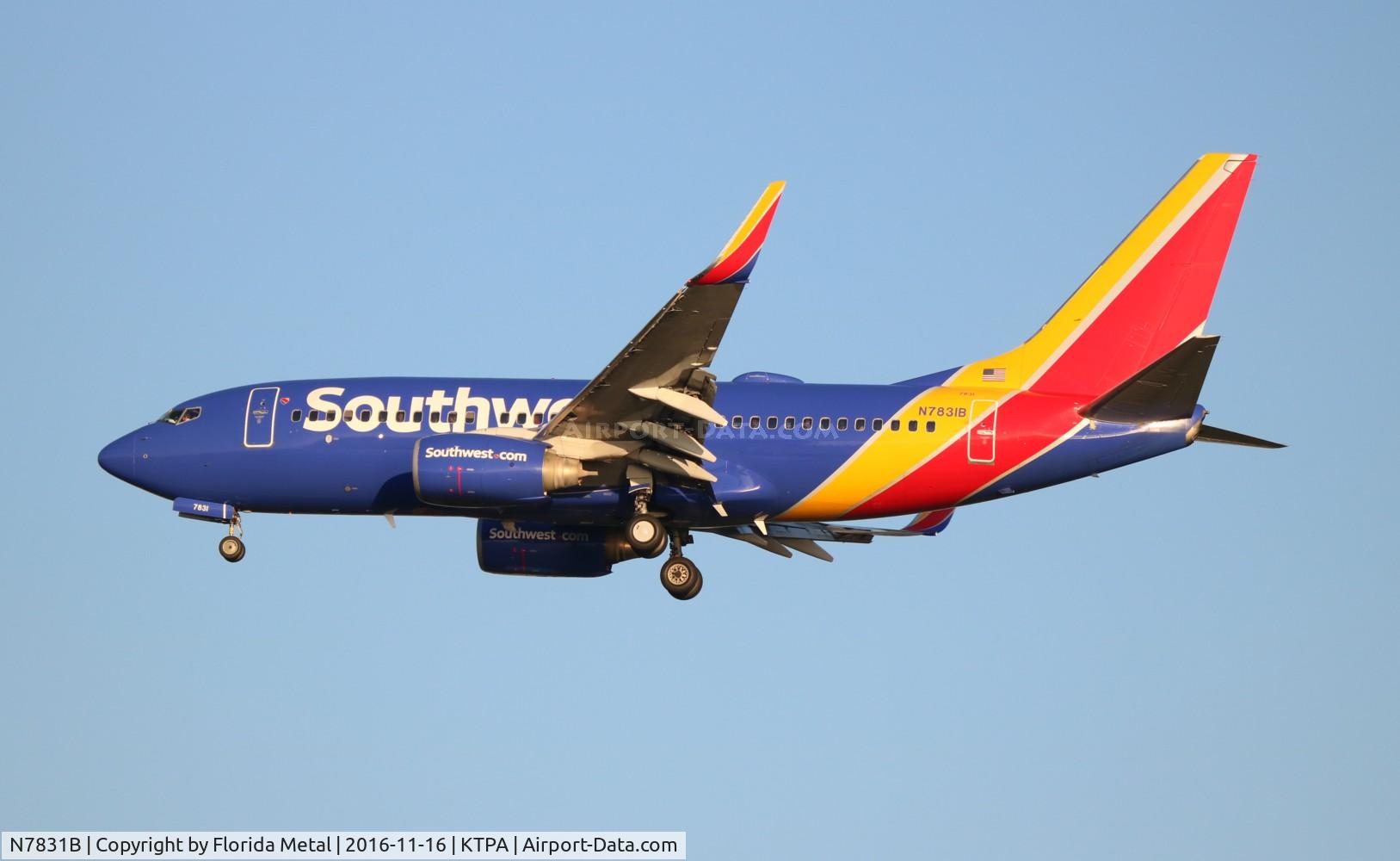 N7831B, 2003 Boeing 737-7CT C/N 32752, WN 737-700
