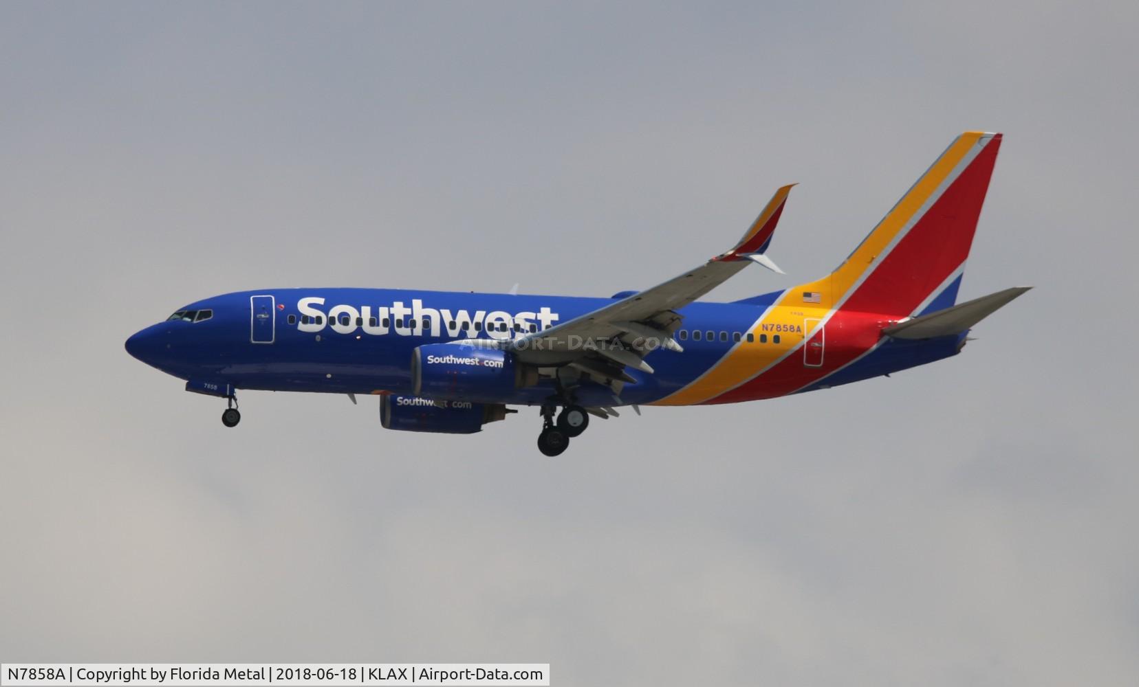 N7858A, 2005 Boeing 737-79P C/N 29361, WN 737-700
