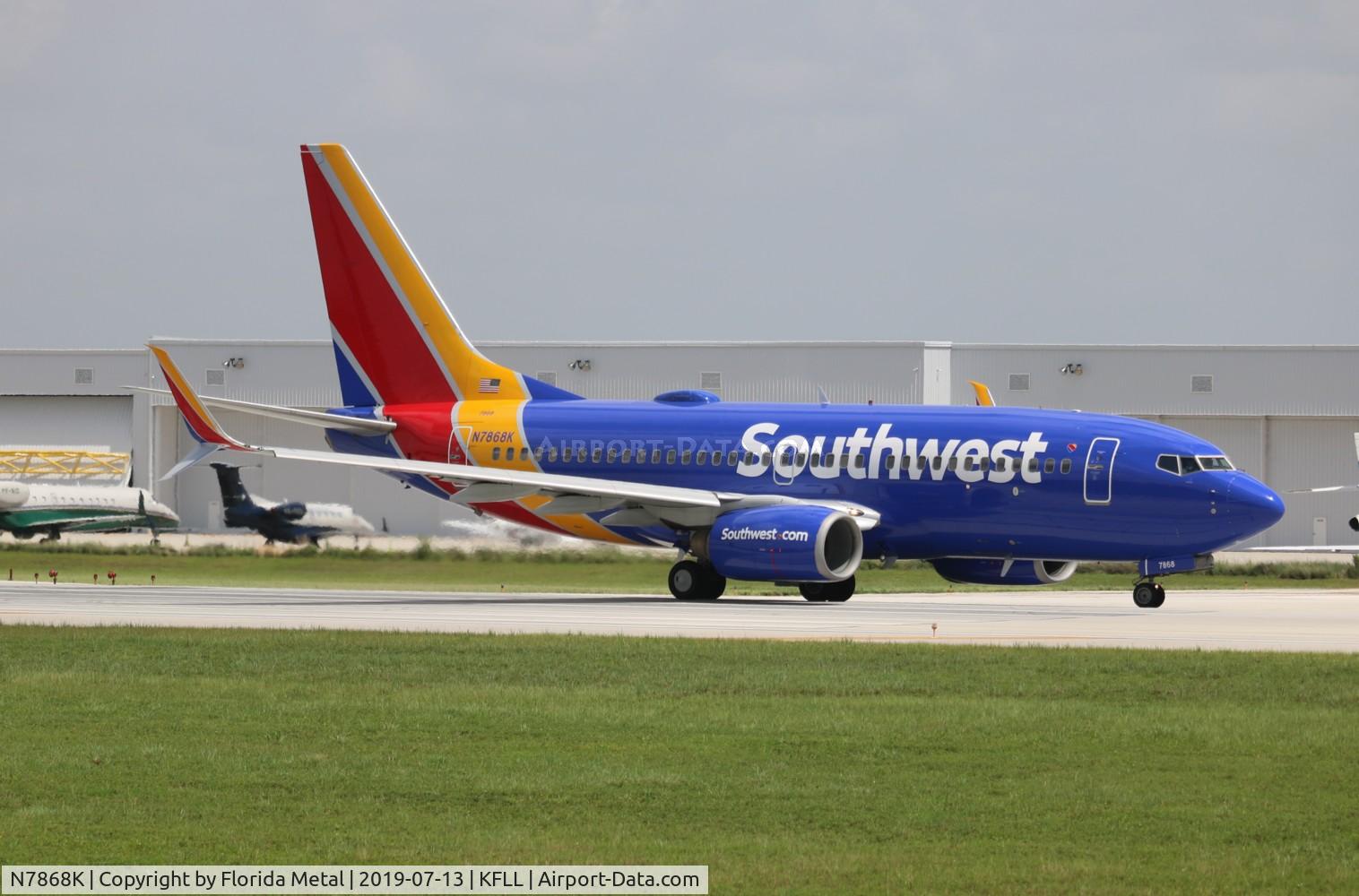 N7868K, 2001 Boeing 737-79P(LW) C/N 29364, WN 737-700