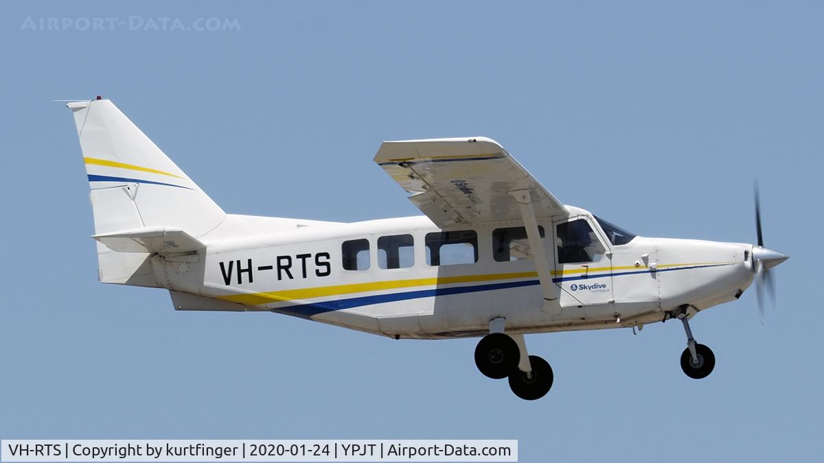 VH-RTS, 2002 Gippsland GA-8 Airvan C/N GA8-02-016, Gippsland GA-8 VH-RTS sn GA-02-16 YPJT 24012020