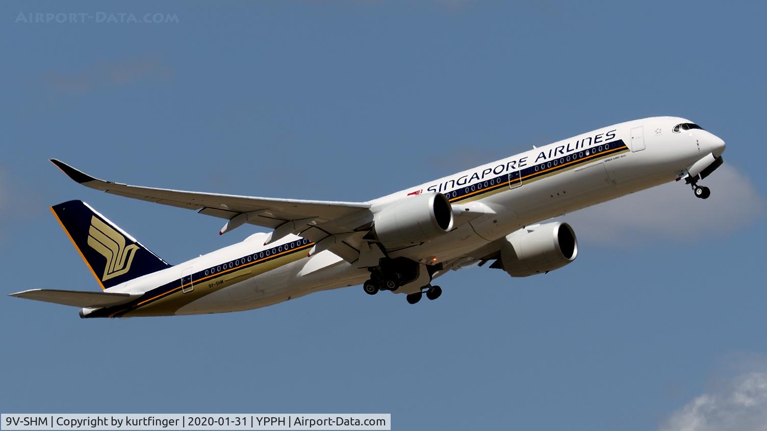9V-SHM, 2019 Airbus A350-941 C/N 379, Airbus A350-941 msn 379. Singapore Airlines 9V-SHM. YPPH 31012020