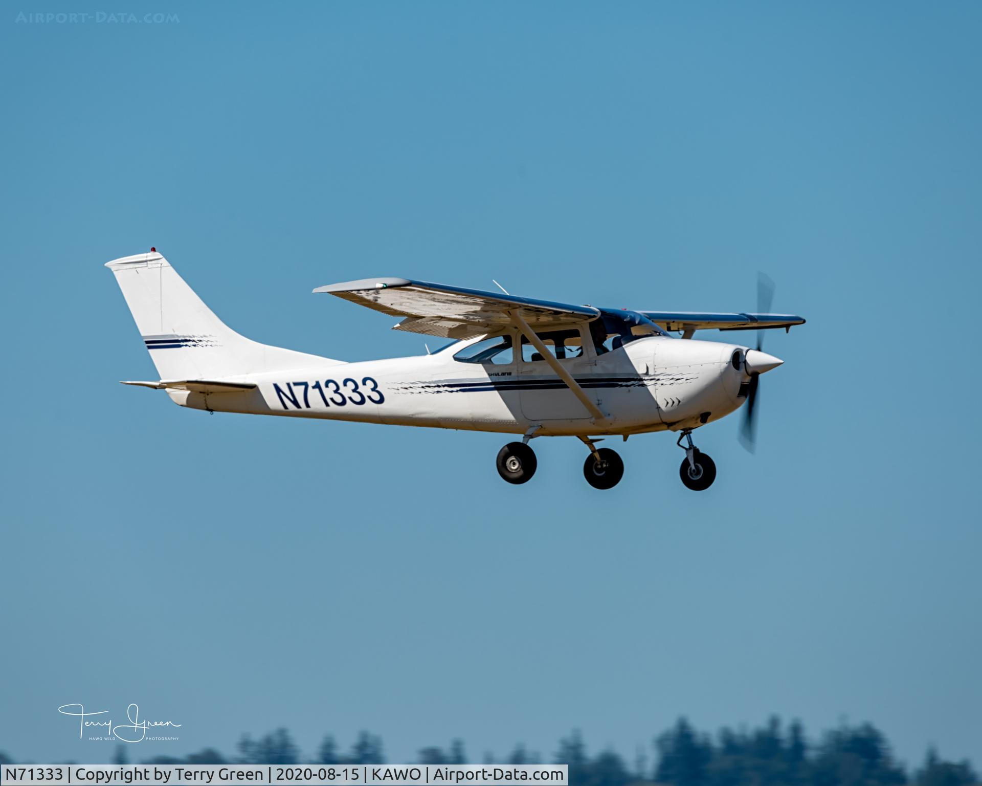 N71333, 1969 Cessna 182M Skylane C/N 18259583, KAWO