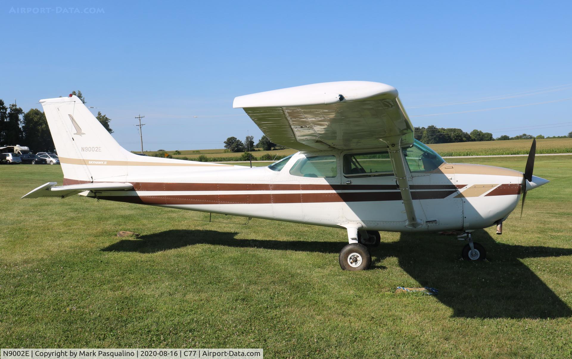 N9002E, 1979 Cessna 172N C/N 17272214, Cessna 172N