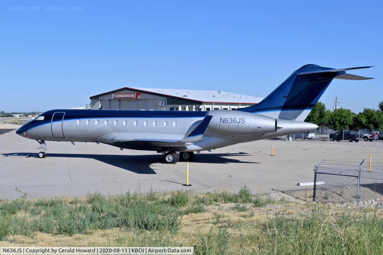 N636JS, 2009 Bombardier BD-700-1A11 Global 5000 C/N 9325, Parked on west de ice pad.