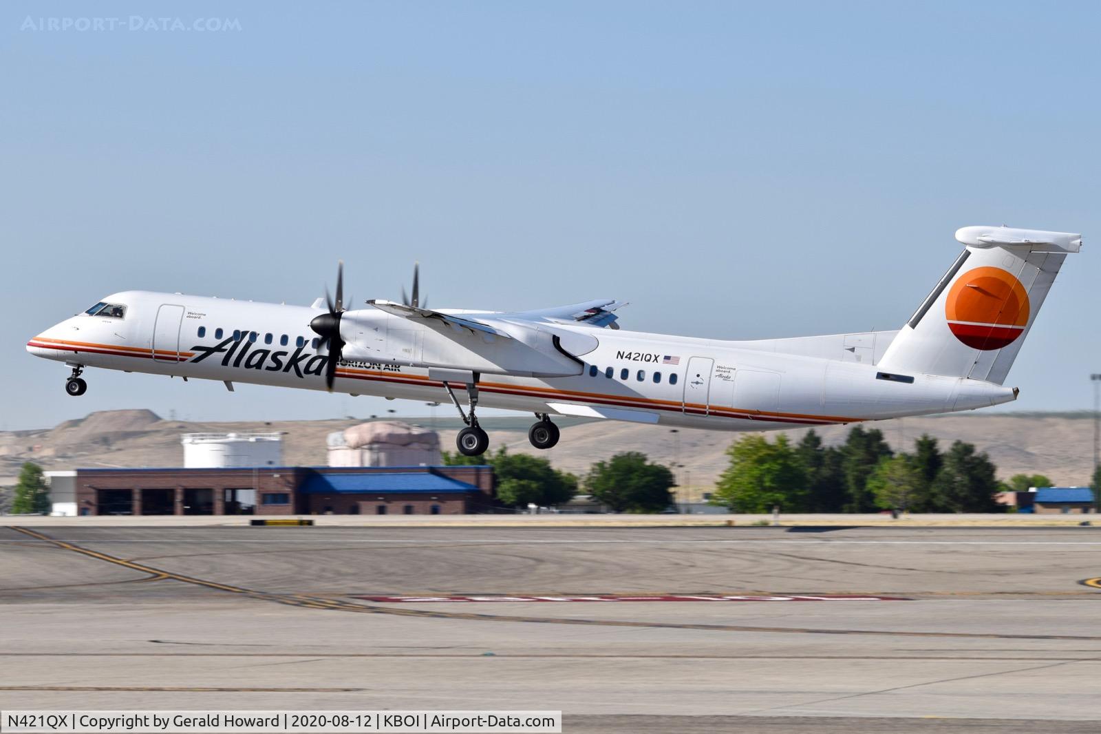 N421QX, 2007 De Havilland Canada DHC-8-402 Dash 8 C/N 4149, Take off from 10L. Wearing old Horizon Airline livery.