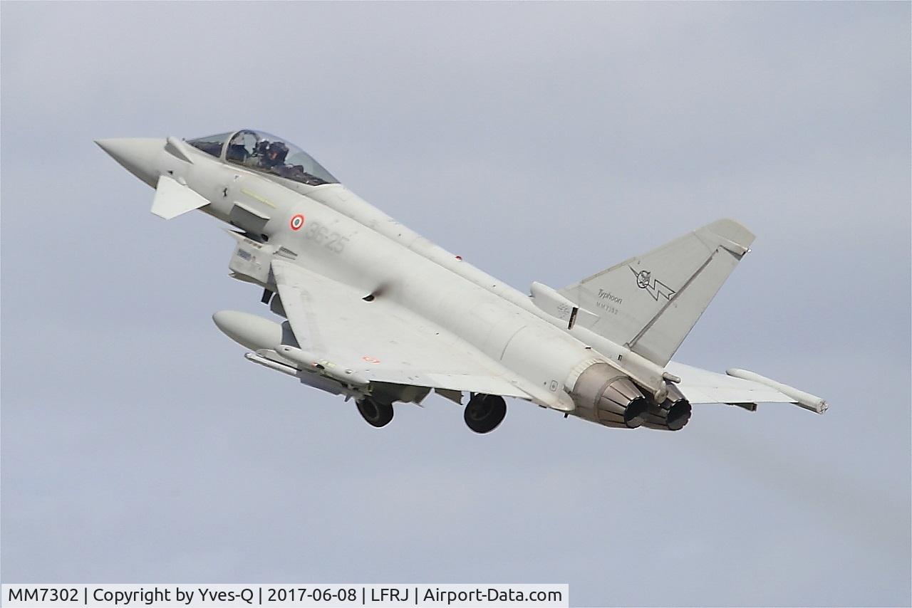 MM7302, Eurofighter EF-2000 Typhoon S C/N IS034, Eurofighter EF-2000 Typhoon S, Take off rwy 26, Landivisiau Naval Air Base (LFRJ) Tiger Meet 2017