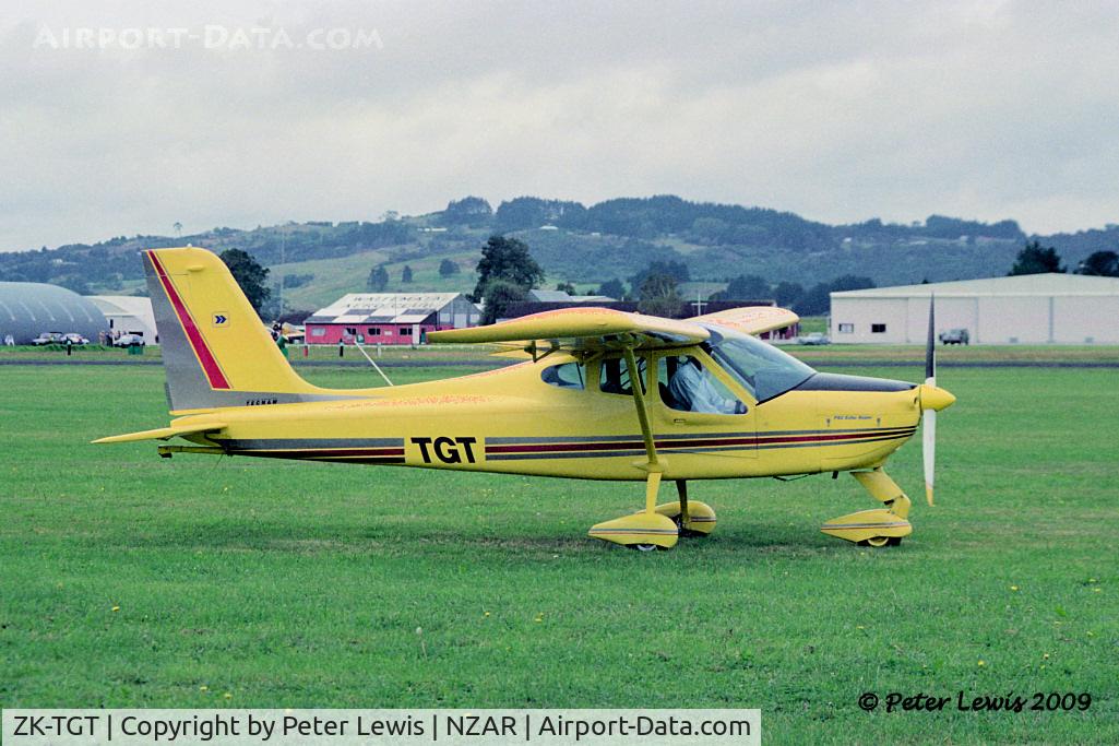 ZK-TGT, Tecnam P-92 Echo Super C/N 705, G Nustrini, Papakura - 2003