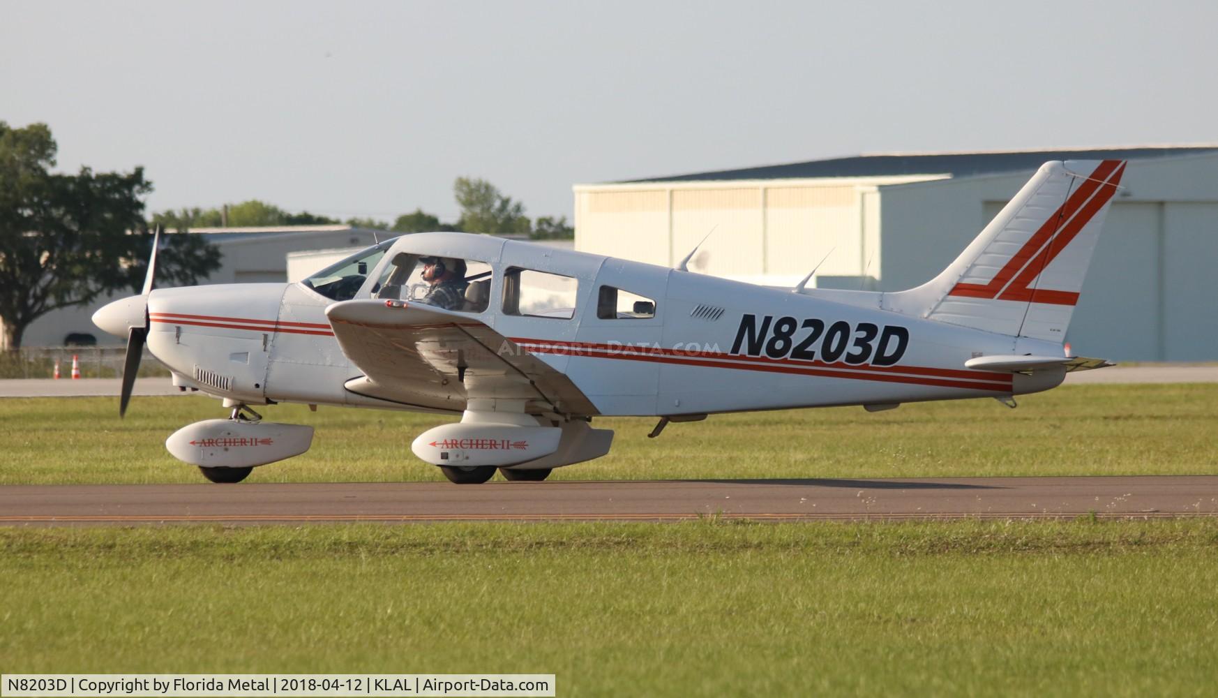 N8203D, 1982 Piper PA-28-181 C/N 28-8290120, PA-28-180