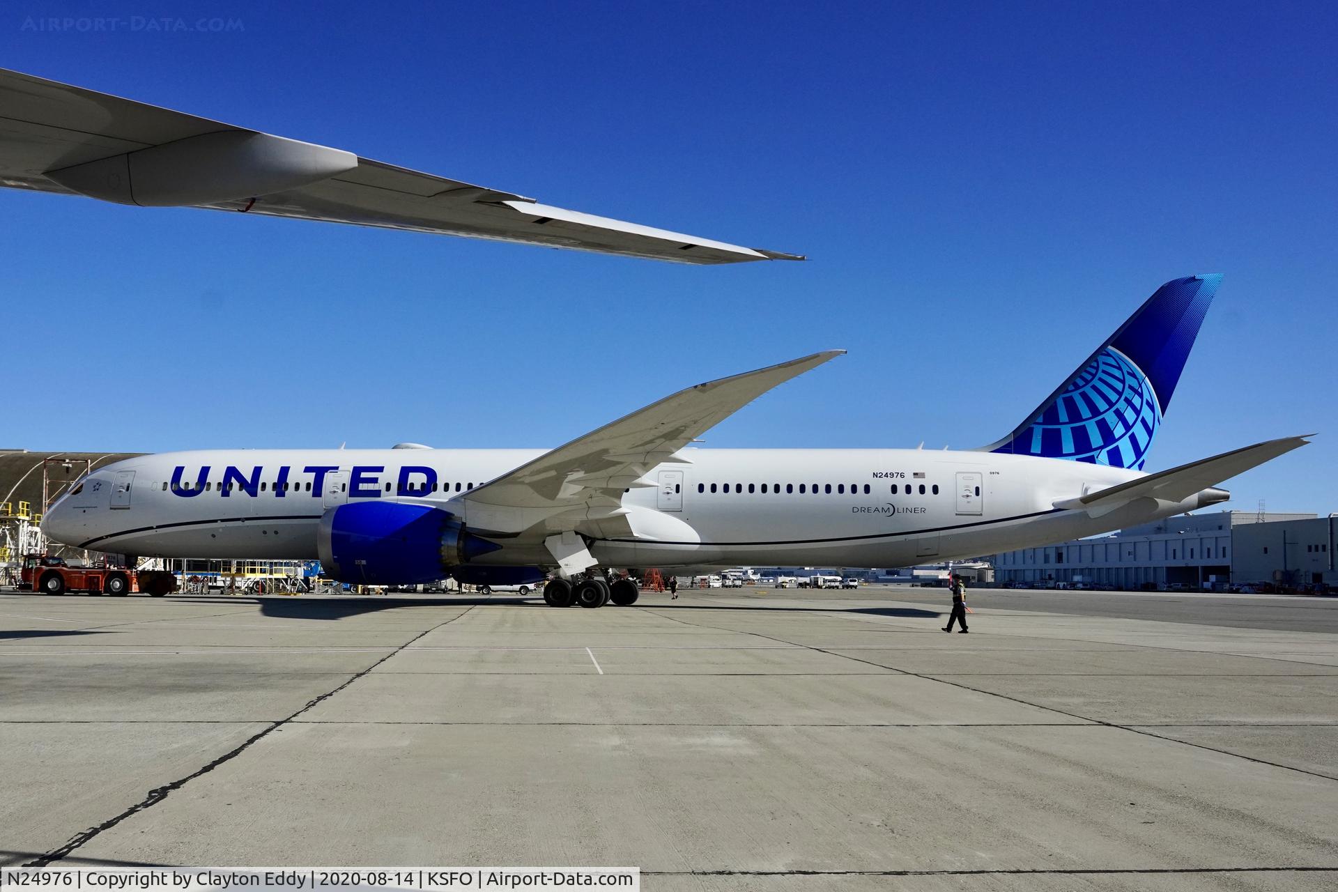 N24976, 2020 Boeing 787-9 Dreamliner Dreamliner C/N 66135, SFO 2020.