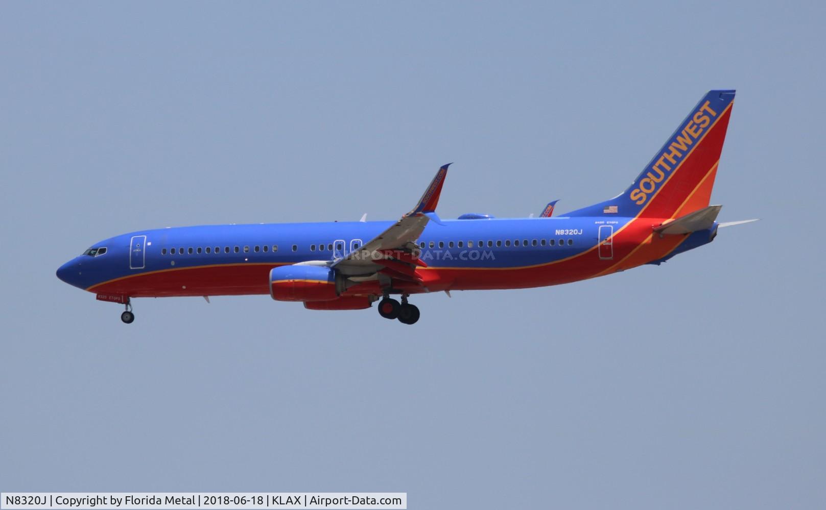 N8320J, 2012 Boeing 737-8H4 C/N 36686, SWA 737-800