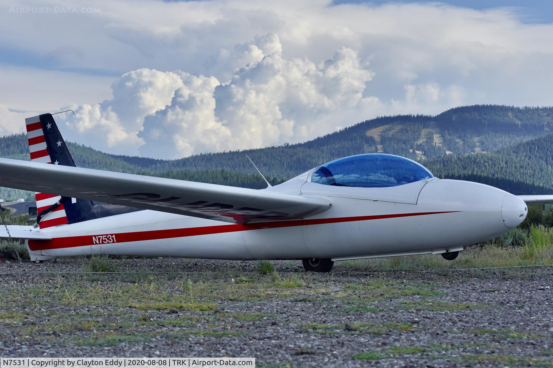 N7531, 1970 Schweizer SGS 2-32 C/N 71, Truckee airport California 2020.