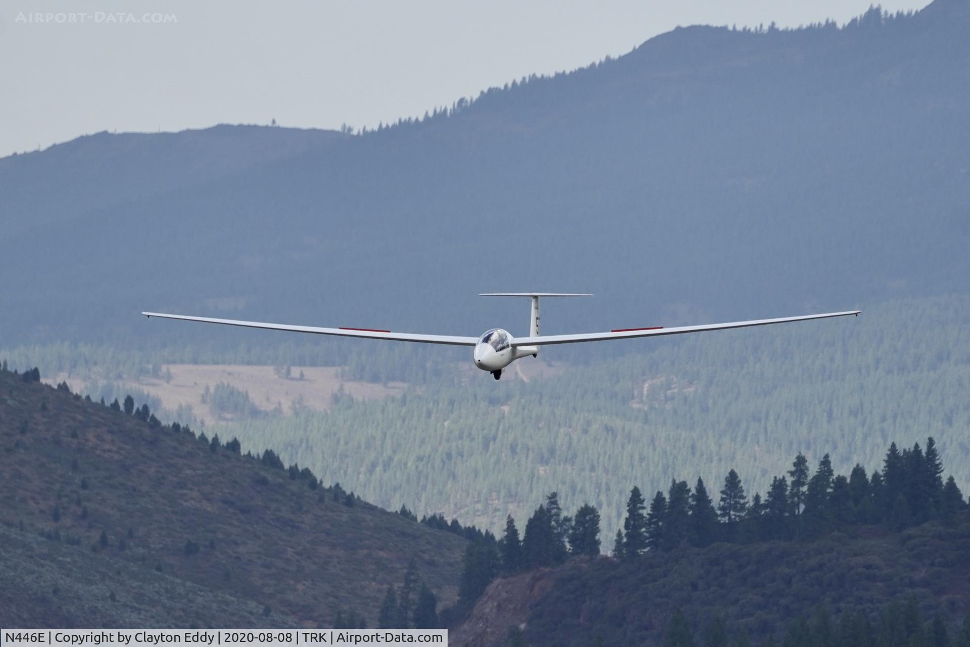 N446E, 1973 Schempp-Hirth Standard Cirrus C/N 446, Truckee airport California 2020.